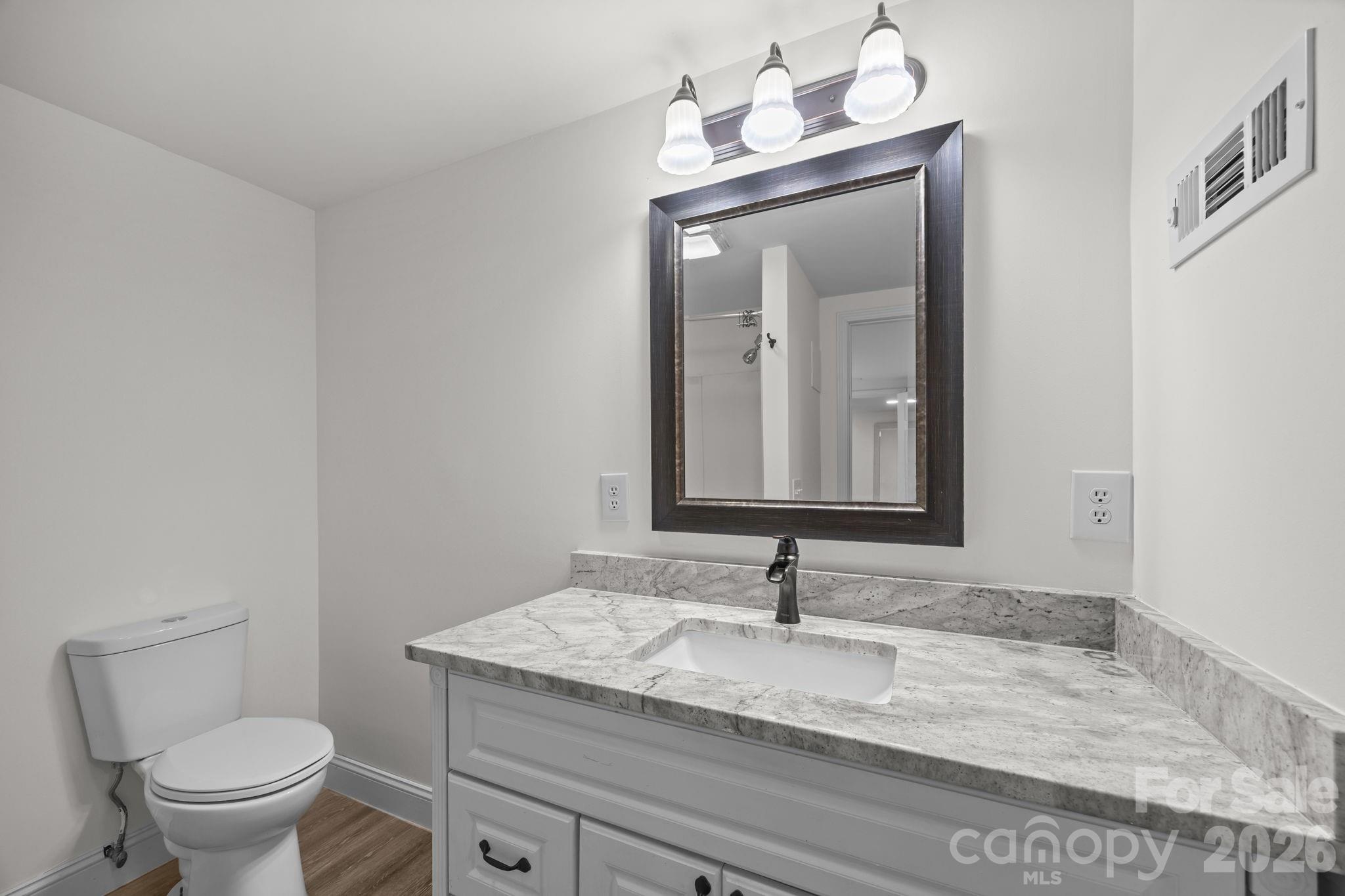 164 Lakeside Drive Asheville NC 28806