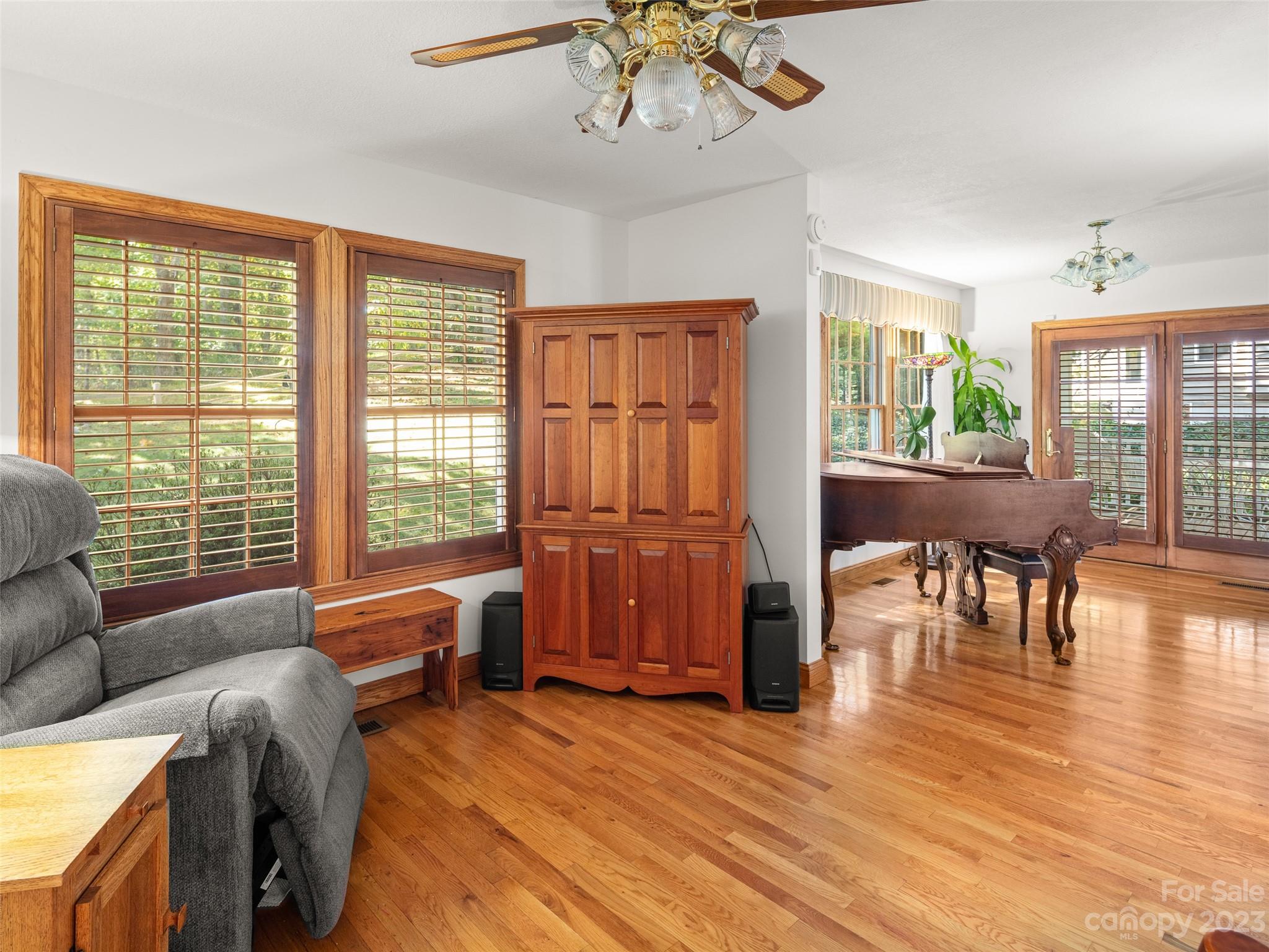 116 Ashley Circle Asheville NC 28805