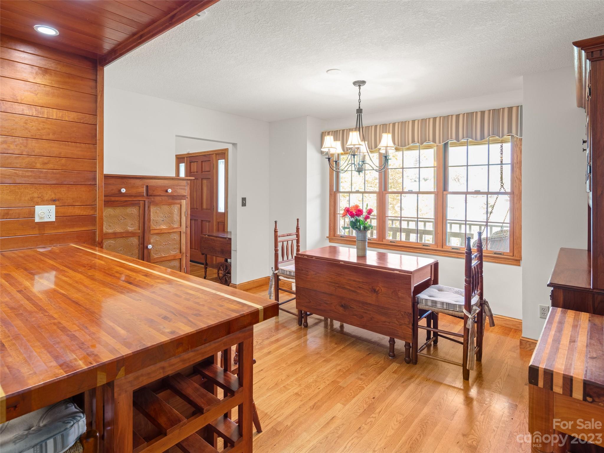 116 Ashley Circle Asheville NC 28805
