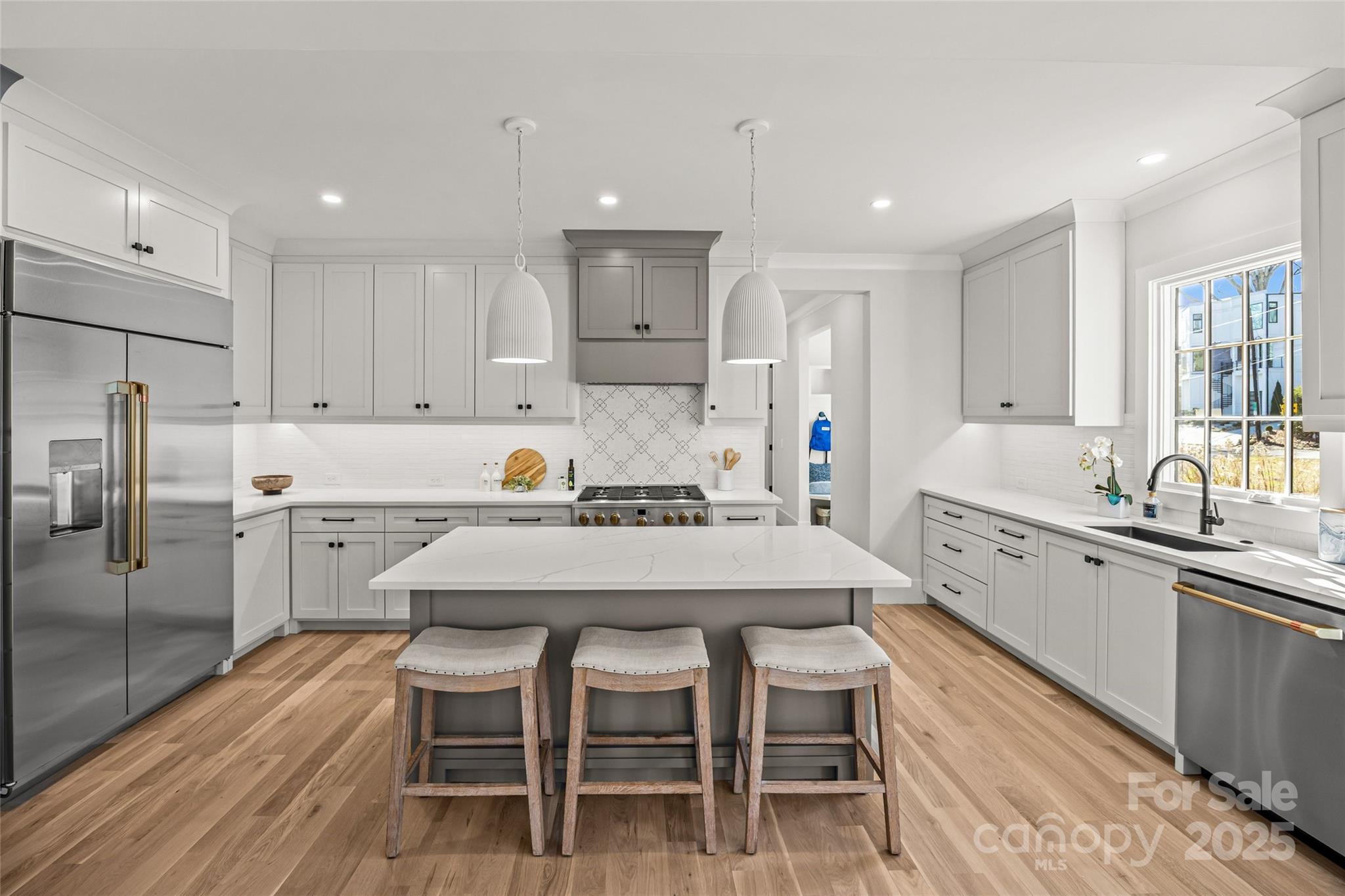 1607 Tippah Park Court Charlotte NC 28205