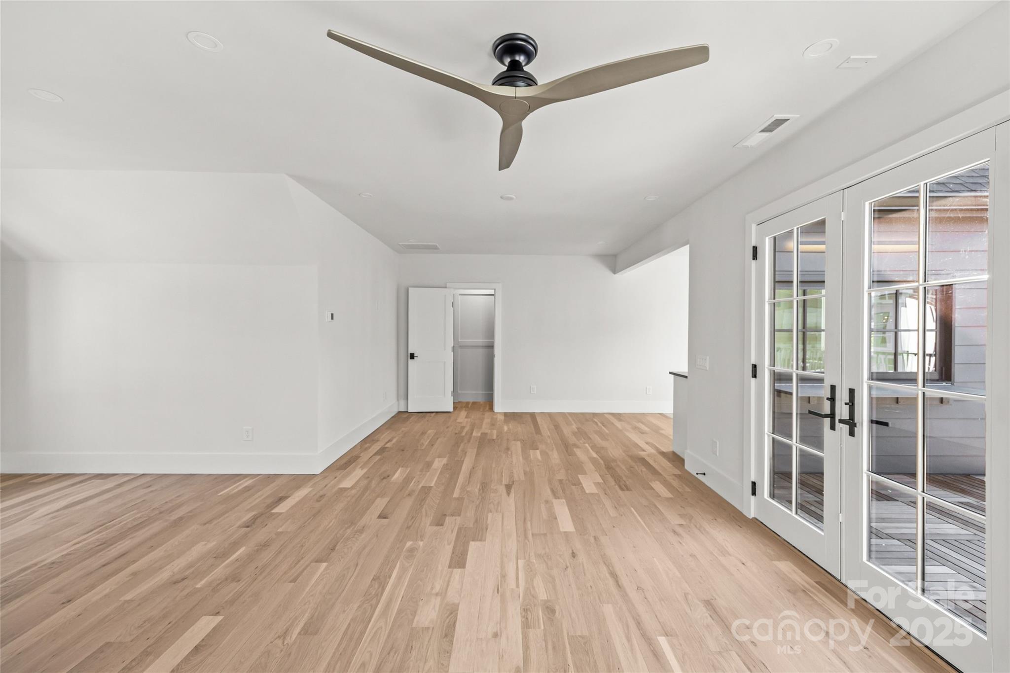 1607 Tippah Park Court Charlotte NC 28205