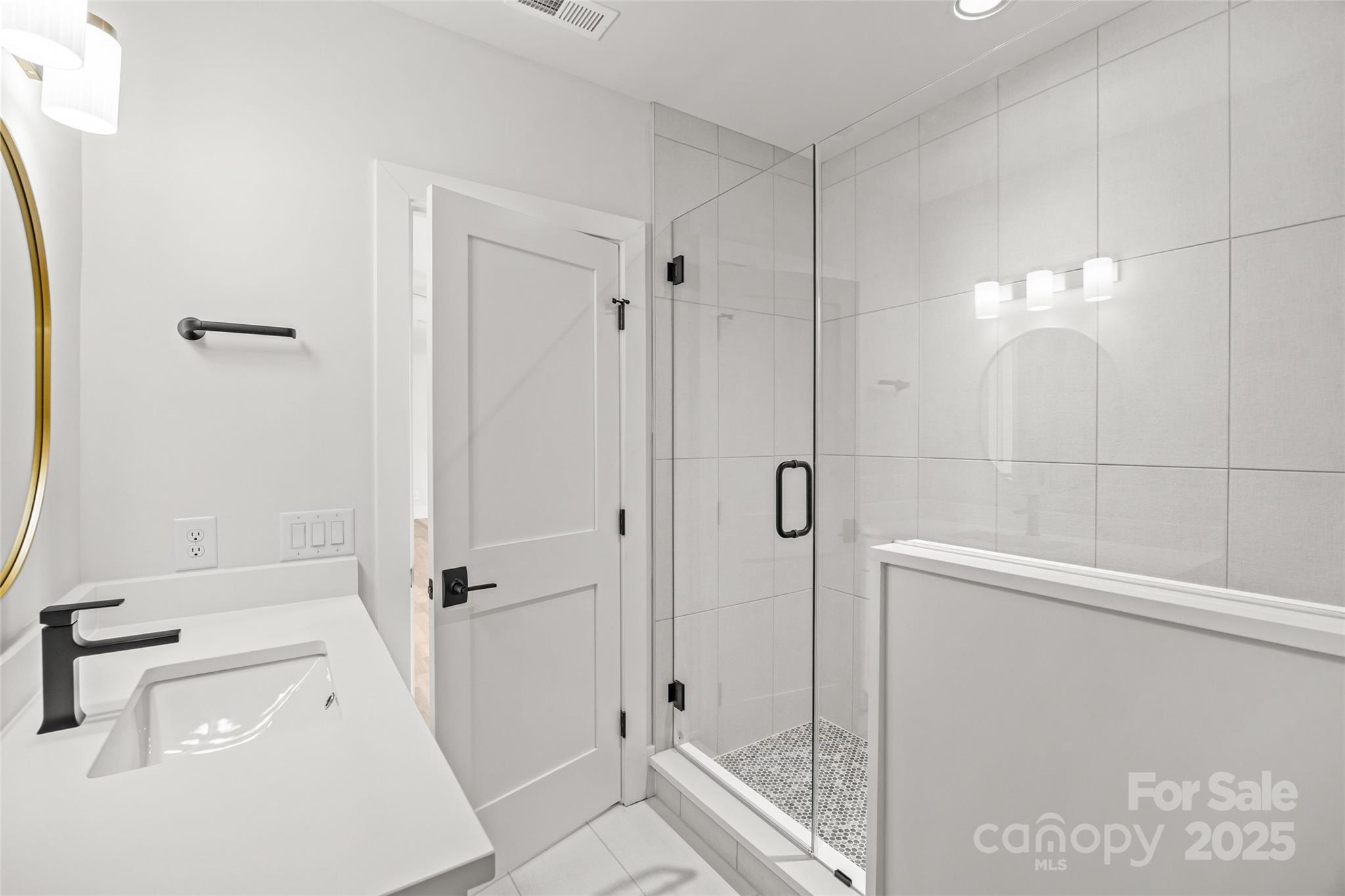 1607 Tippah Park Court Charlotte NC 28205