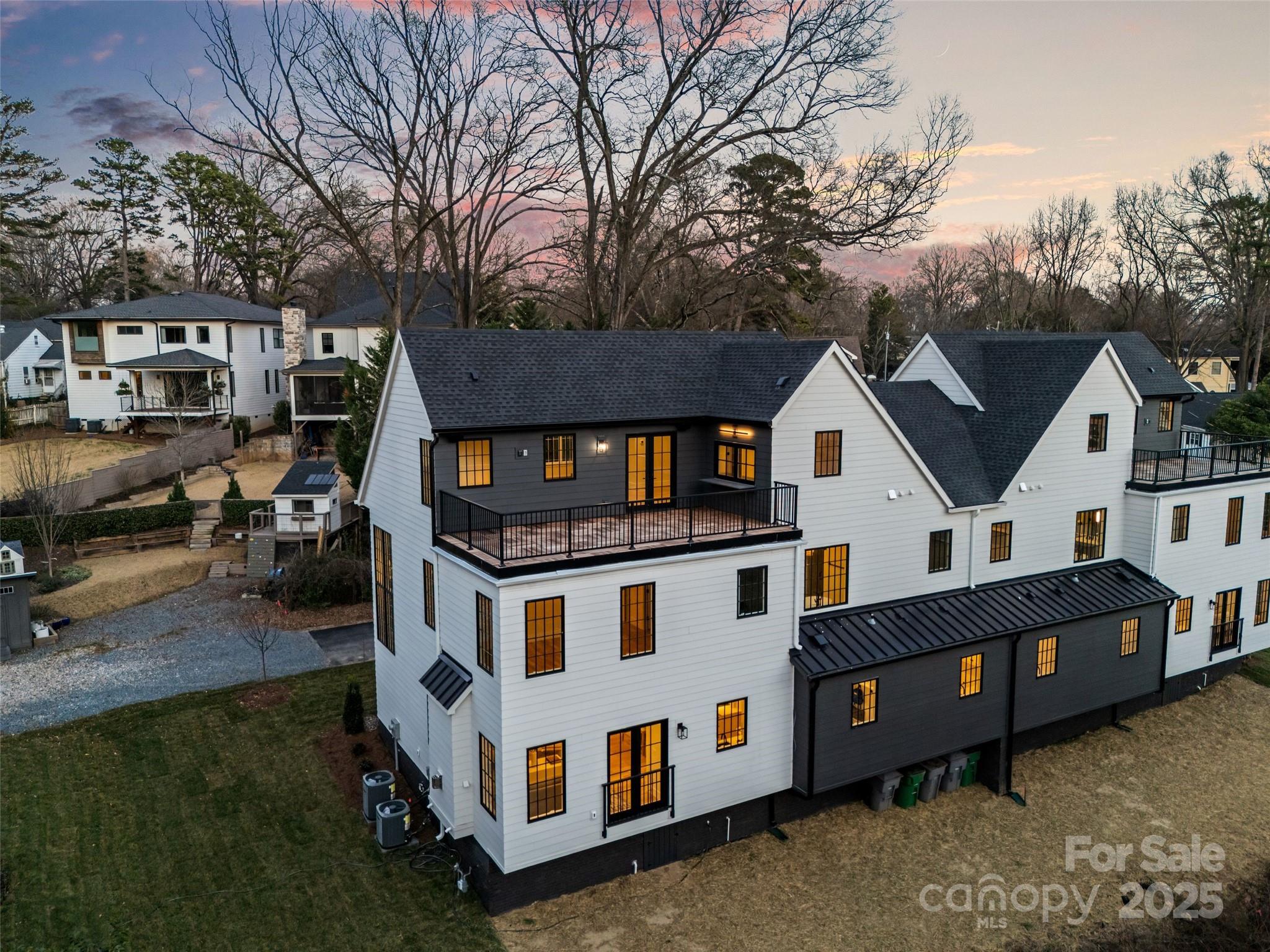 1607 Tippah Park Court Charlotte NC 28205