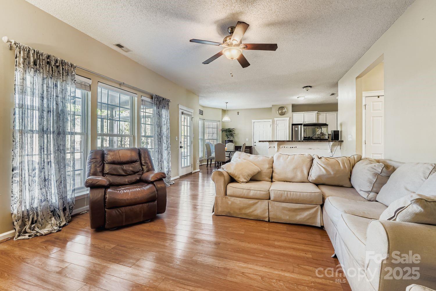 10303 Baskerville Avenue Charlotte NC 28269