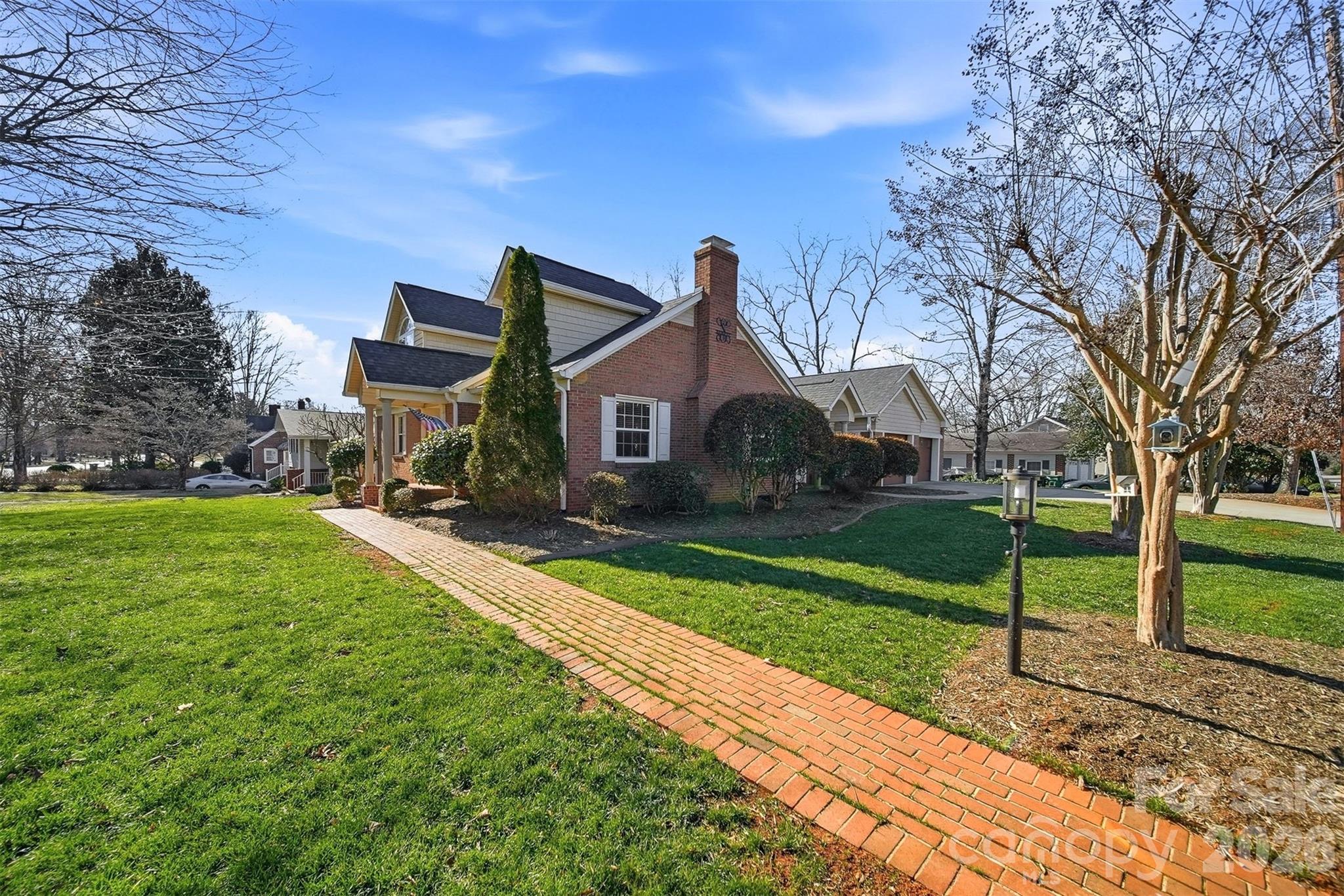 1002 S Brady Avenue Newton NC 28658