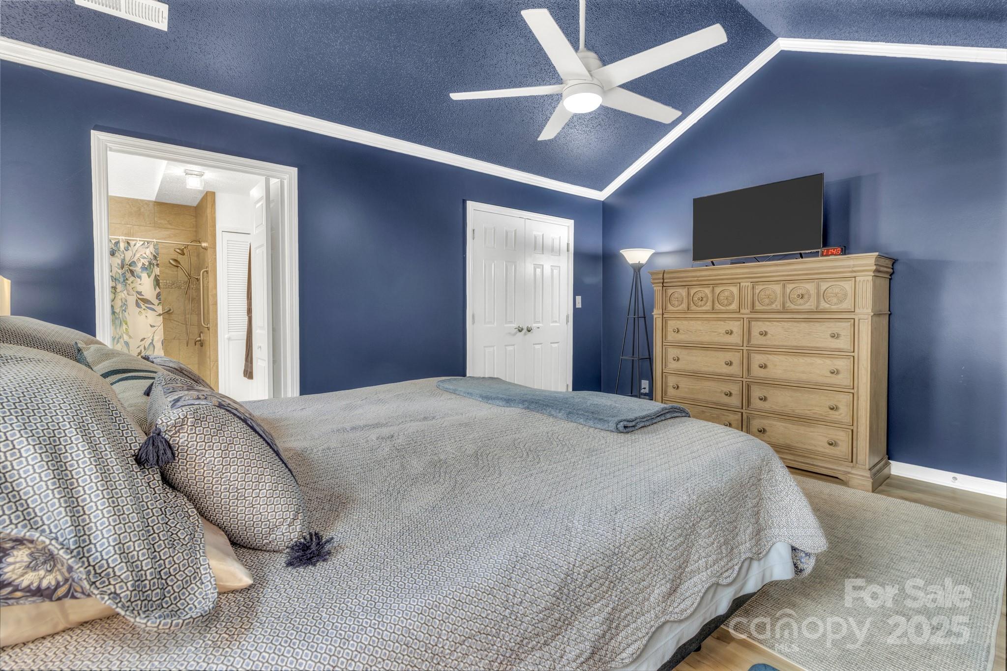 121 Cimarron Drive Asheville NC 28803