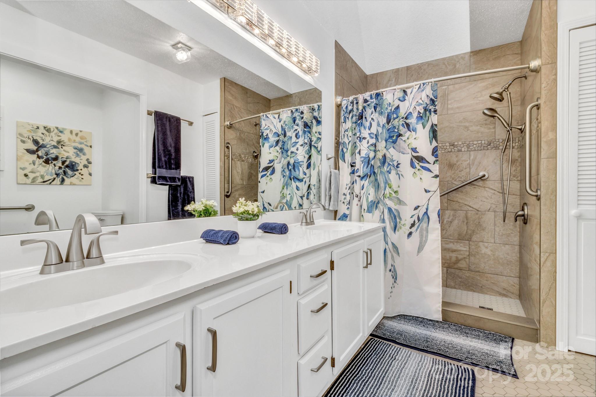 121 Cimarron Drive Asheville NC 28803