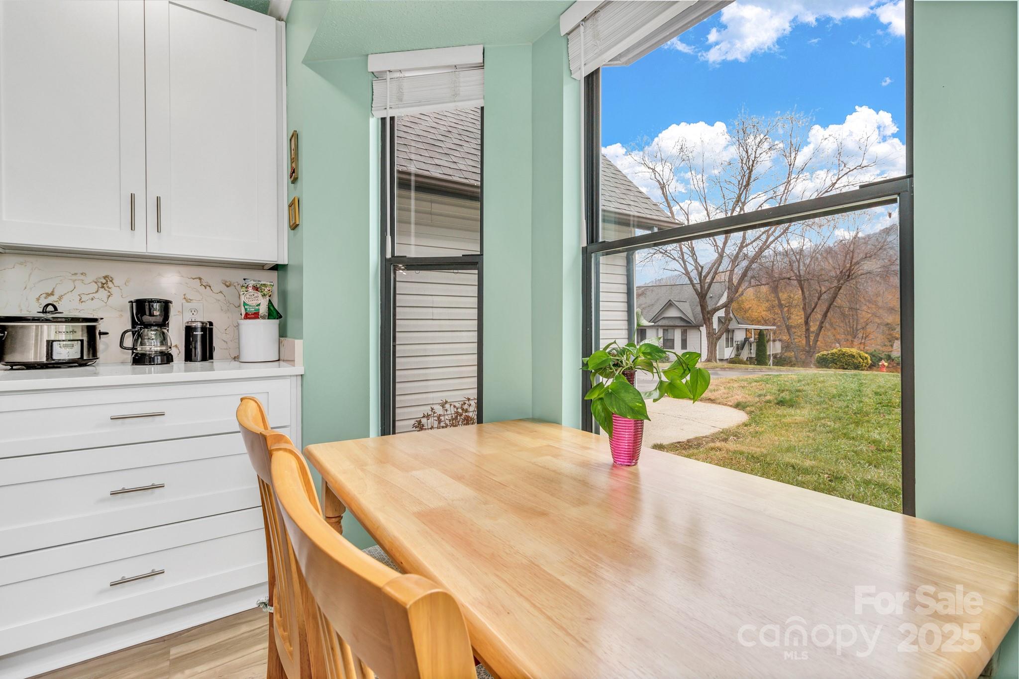 121 Cimarron Drive Asheville NC 28803