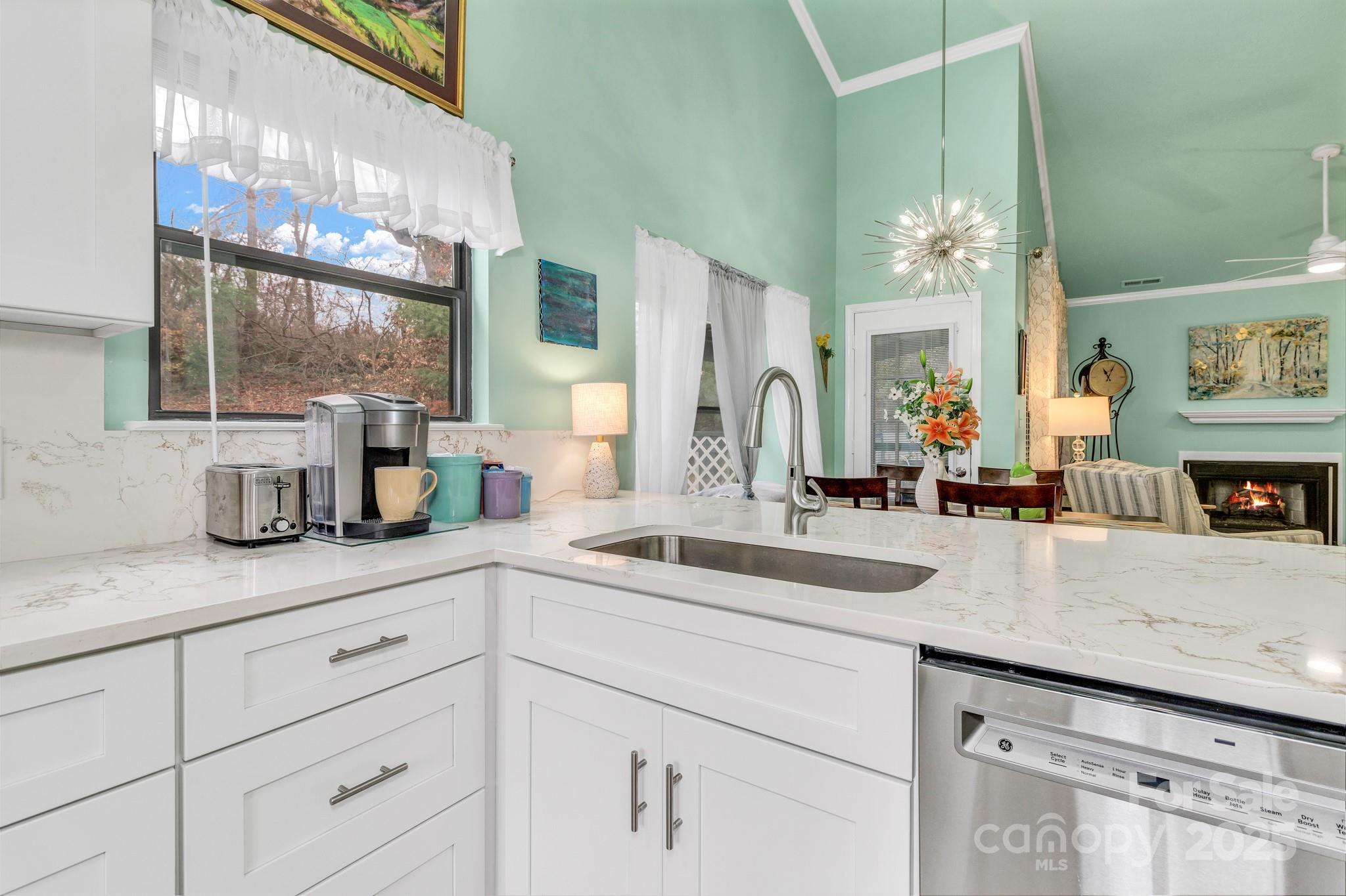 121 Cimarron Drive Asheville NC 28803