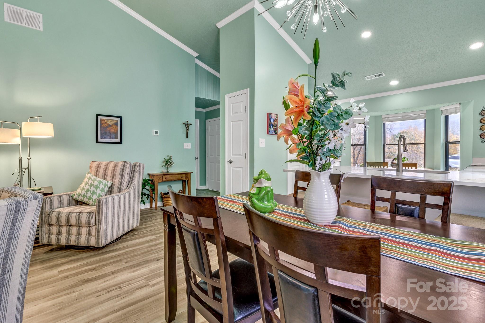 121 Cimarron Drive Asheville NC 28803