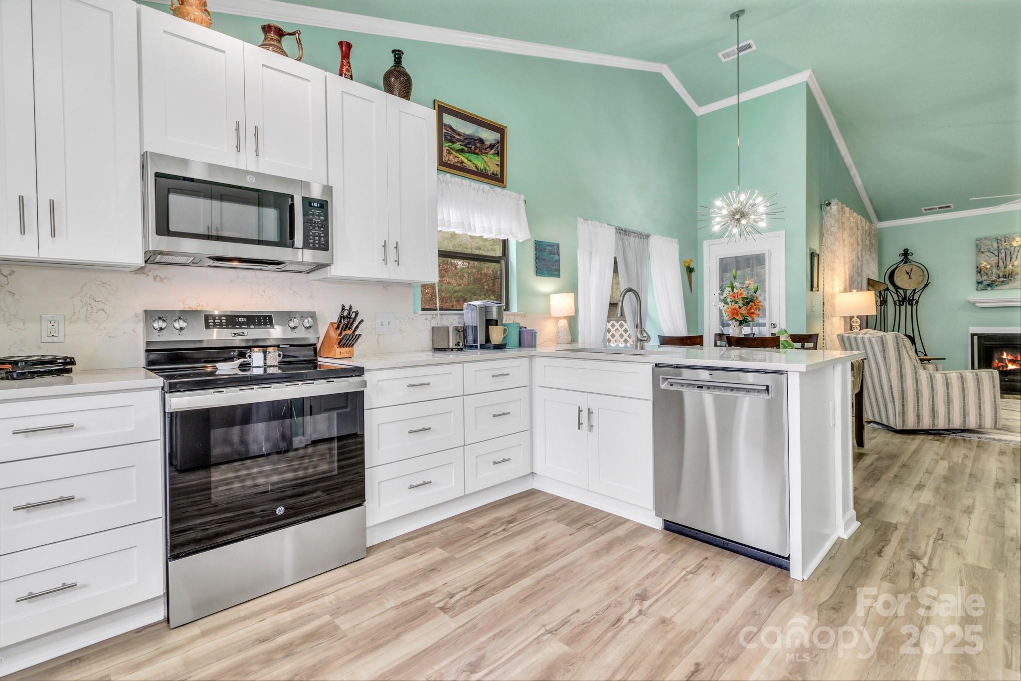 121 Cimarron Drive Asheville NC 28803