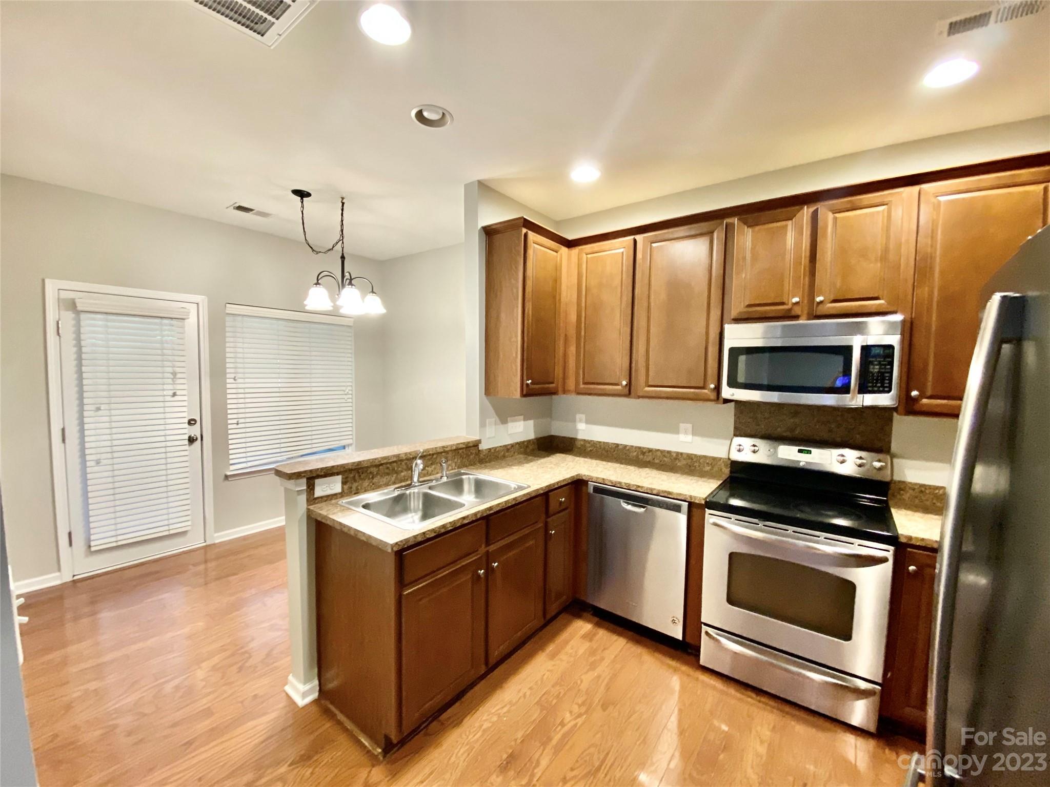 5621 Tipperlinn Way Charlotte NC 28278
