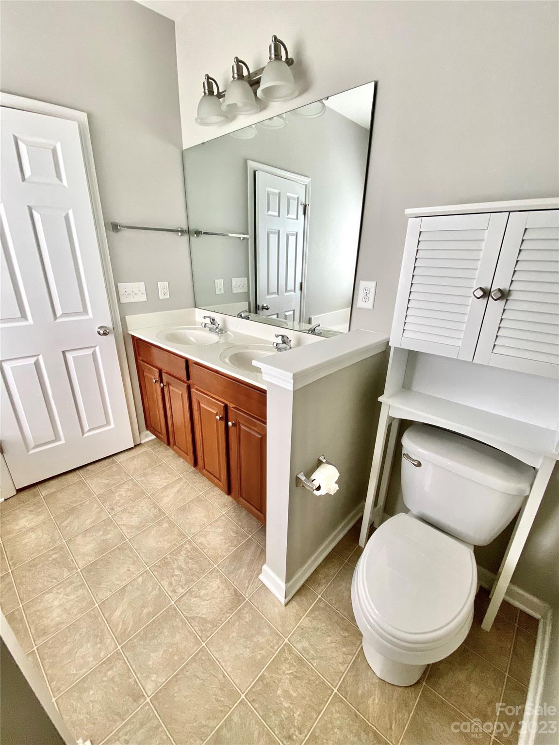 5621 Tipperlinn Way Charlotte NC 28278