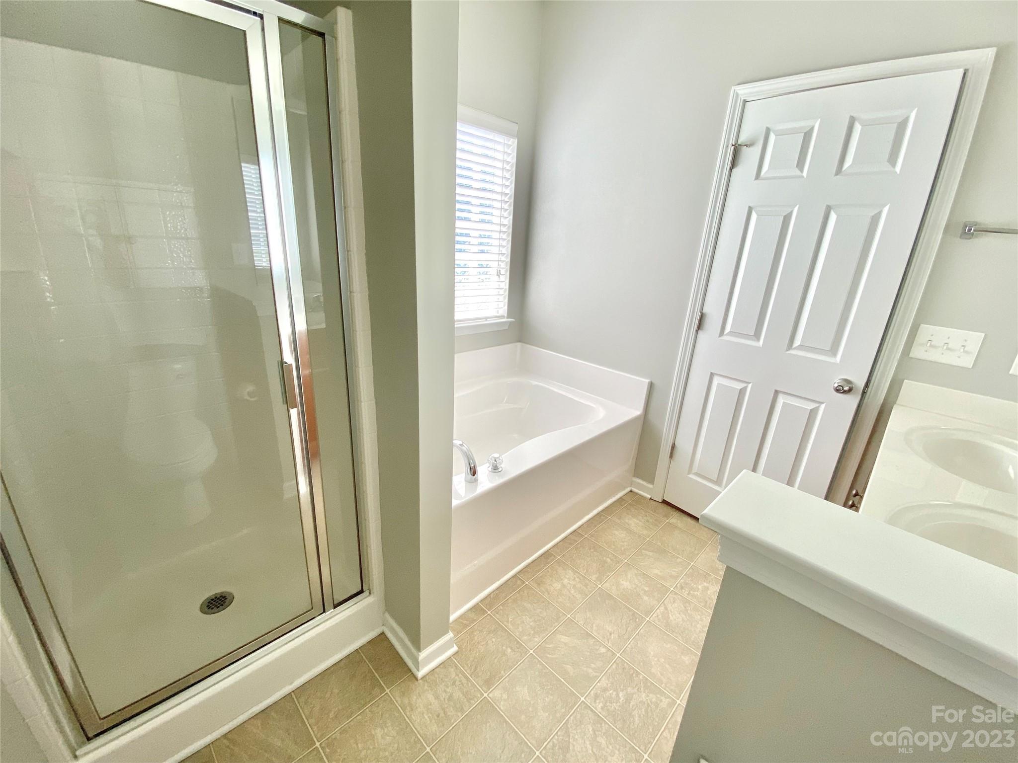 5621 Tipperlinn Way Charlotte NC 28278