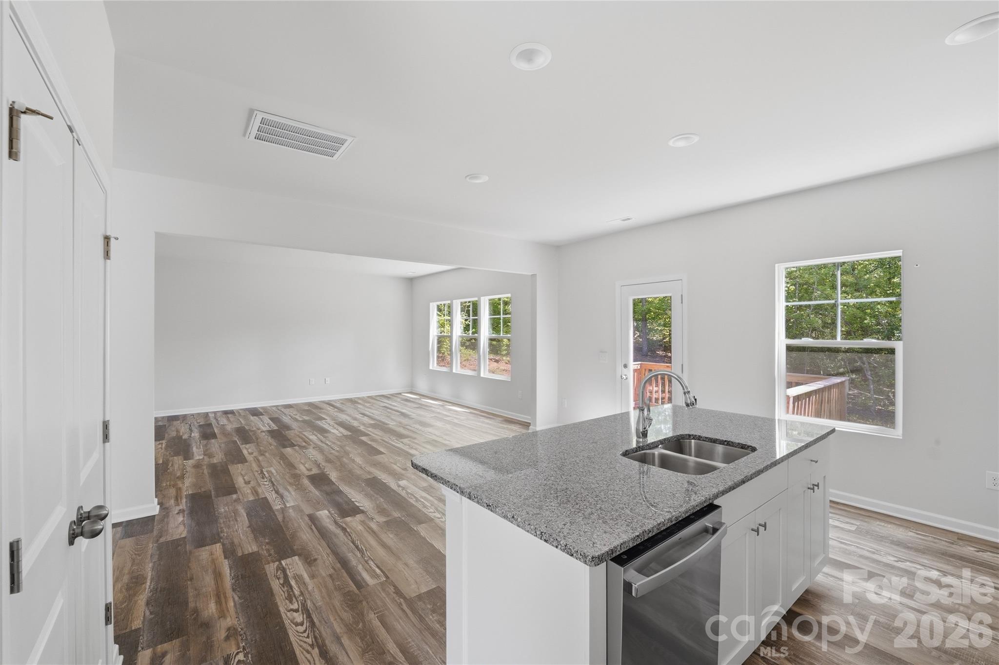 5156 Mark Drive NE Hickory NC 28601