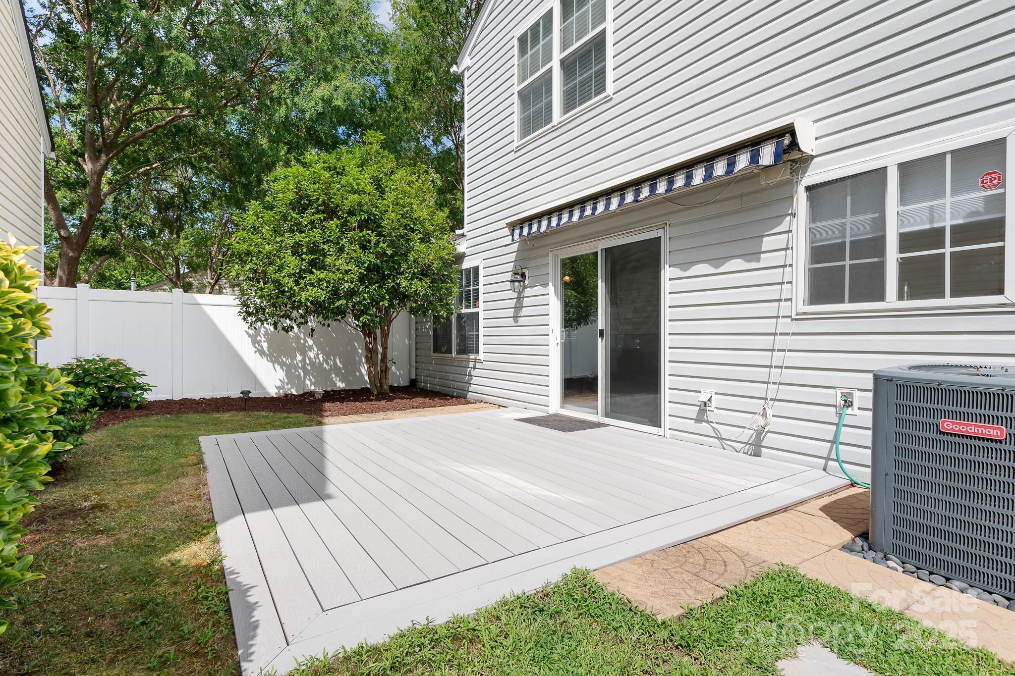 8834 Meadowmont View Drive Charlotte NC 28269