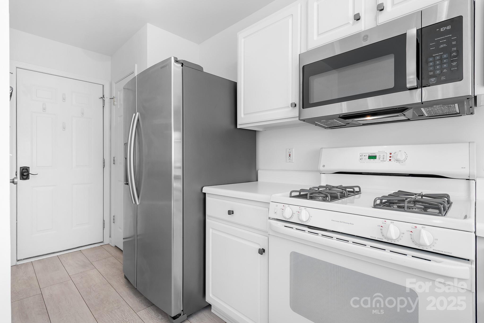 8834 Meadowmont View Drive Charlotte NC 28269