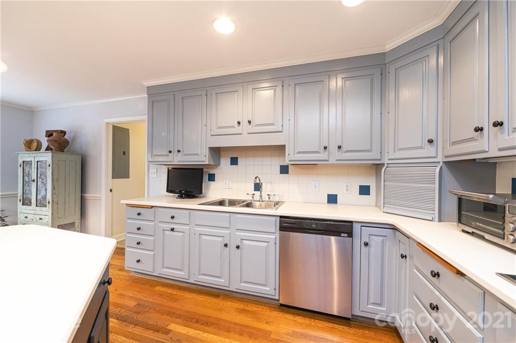 3133 Cutchin Drive Charlotte NC 28210