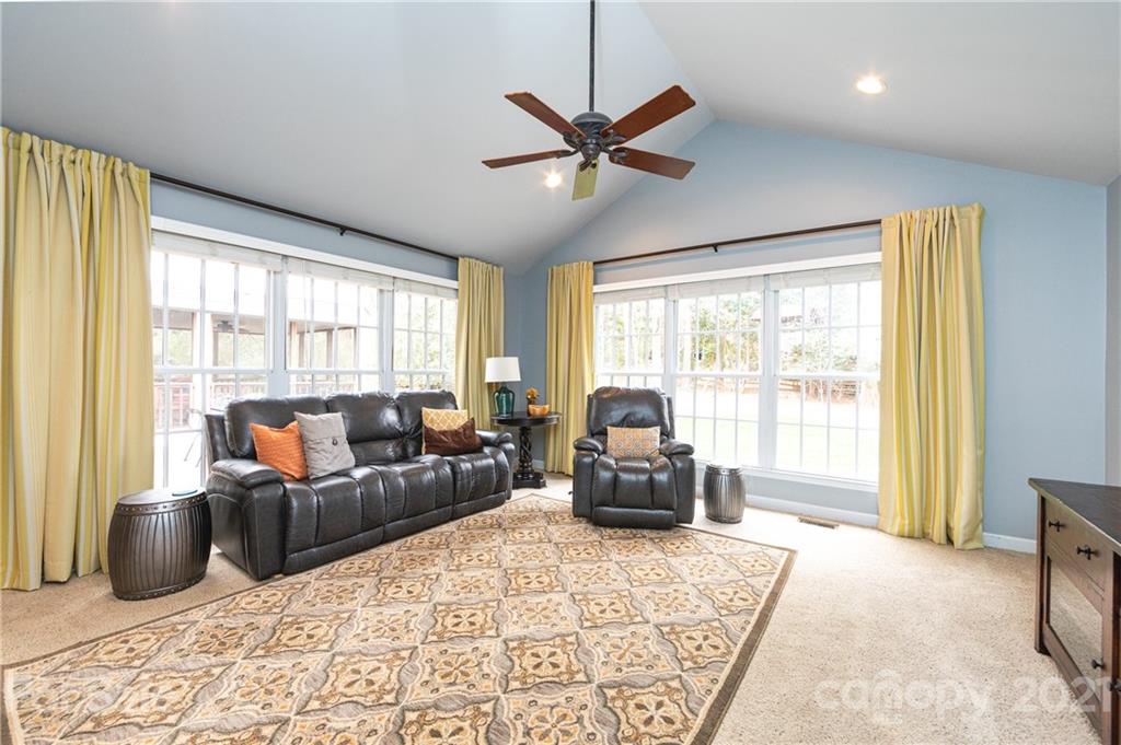3133 Cutchin Drive Charlotte NC 28210