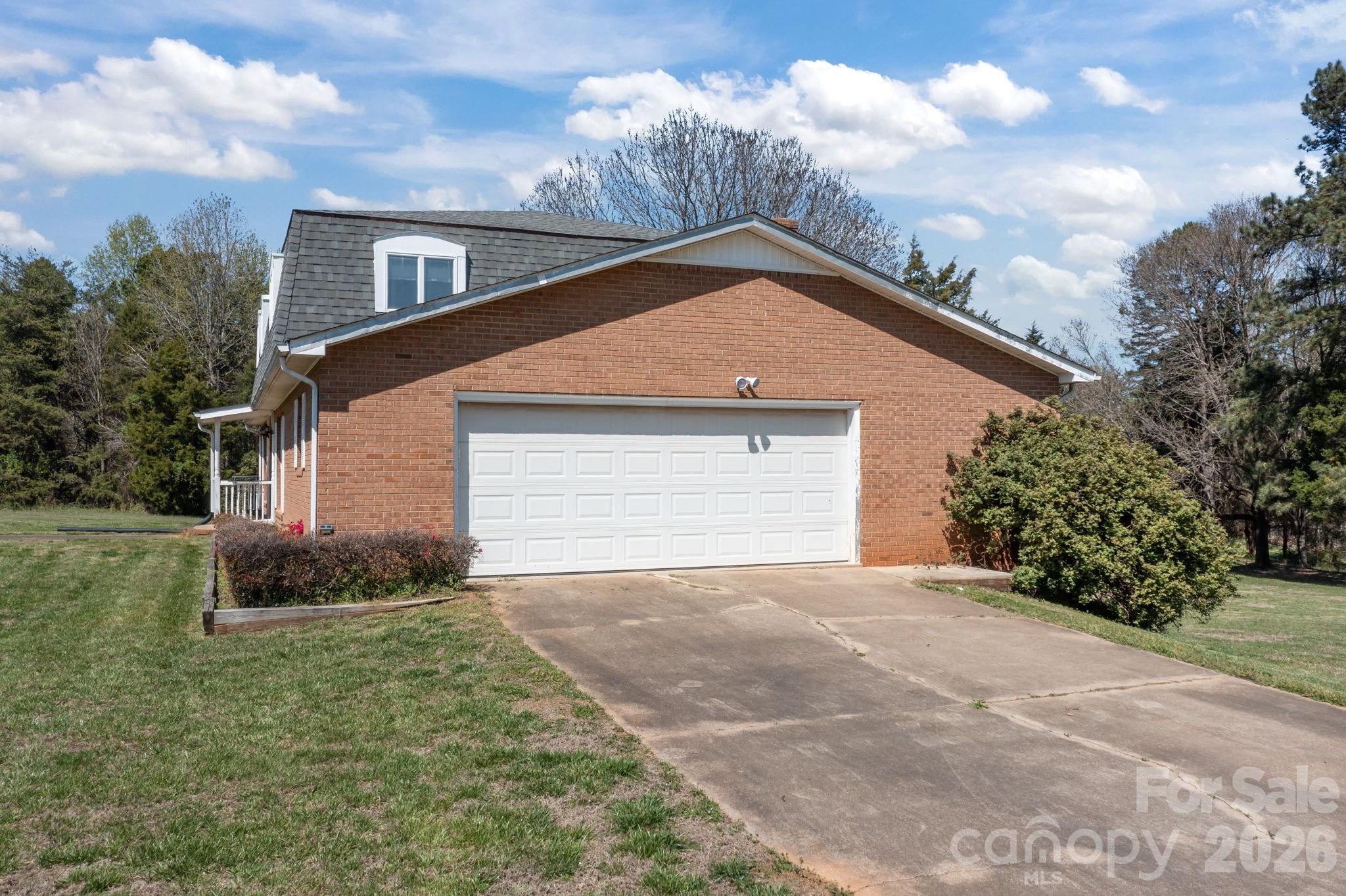1463 Charlotte Highway Mooresville NC 28115