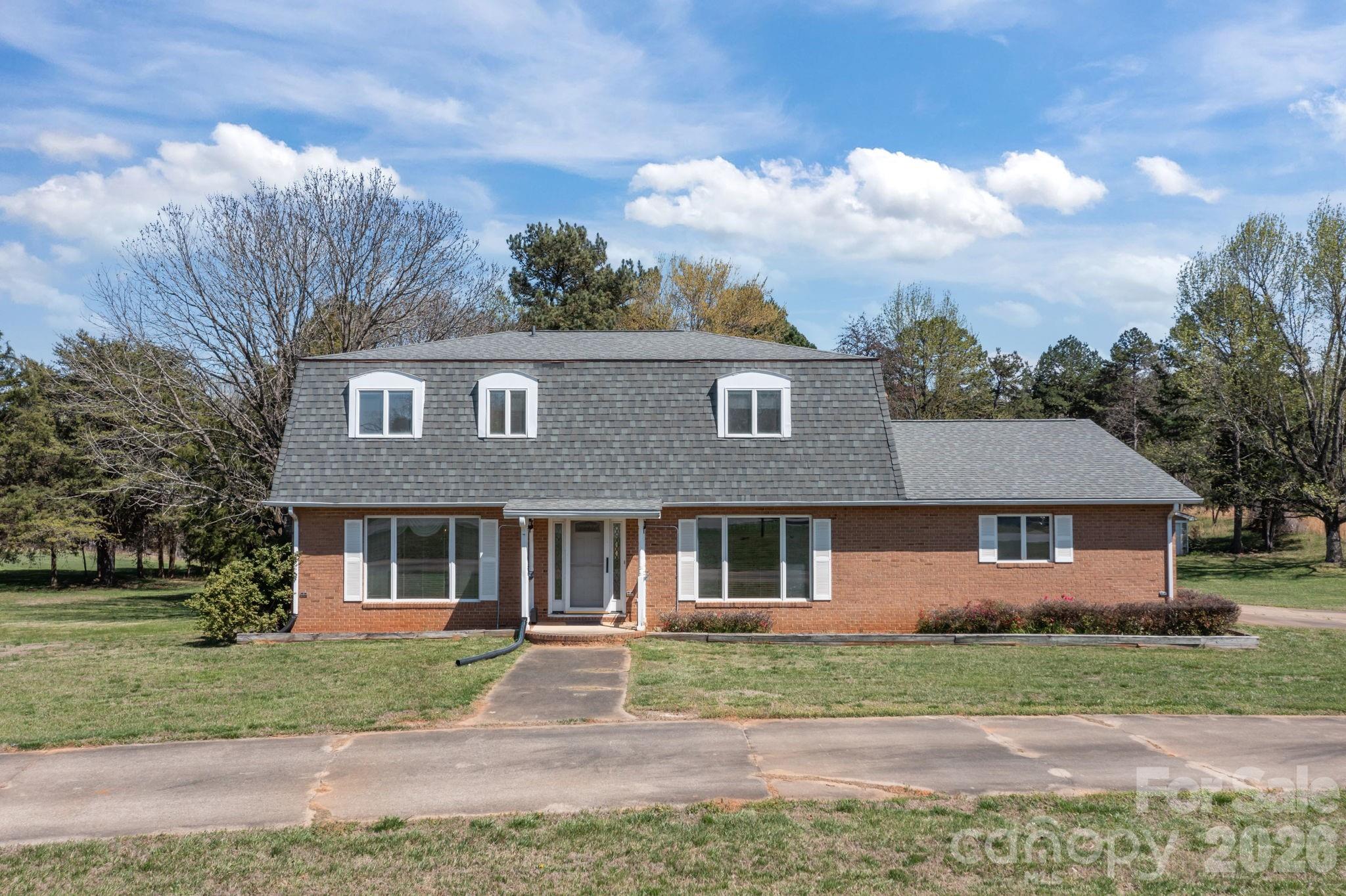 1463 Charlotte Highway Mooresville NC 28115
