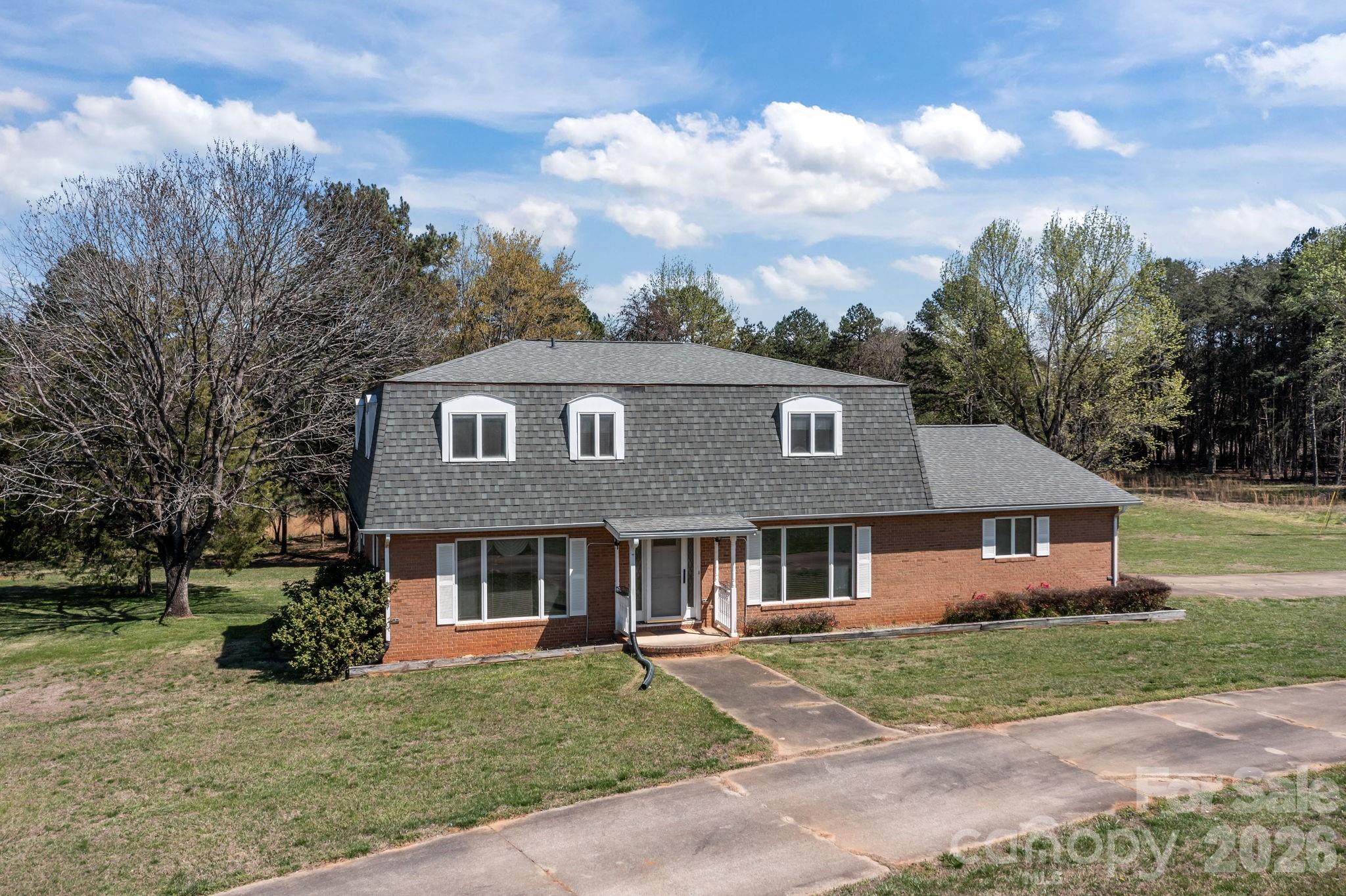 1463 Charlotte Highway Mooresville NC 28115