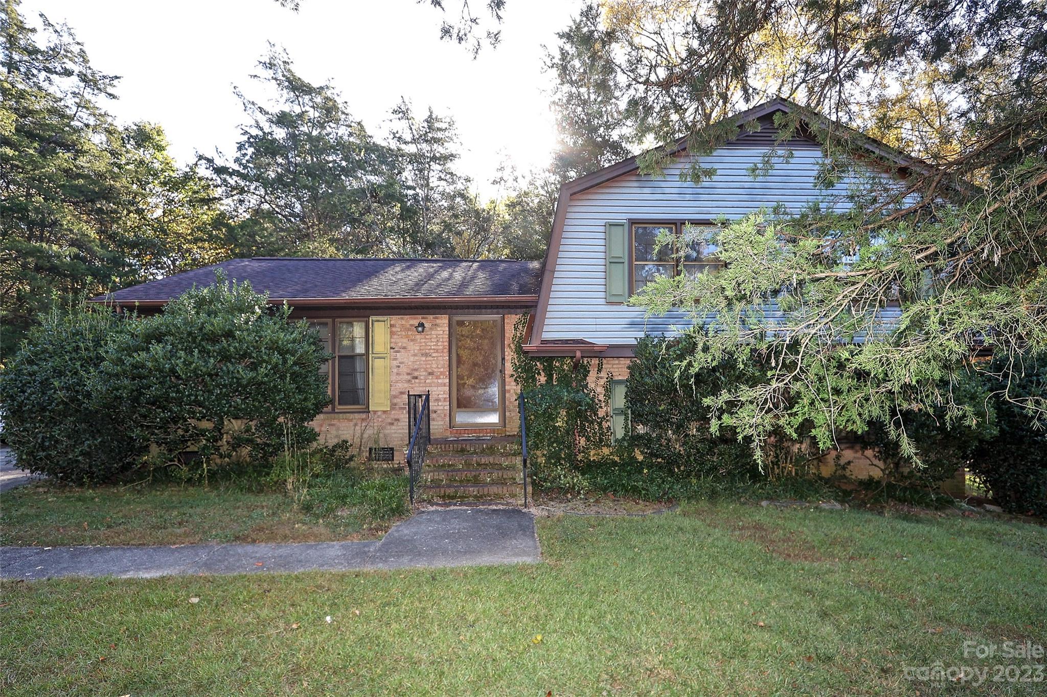 10804 Honey Bee Circle Charlotte NC 28226