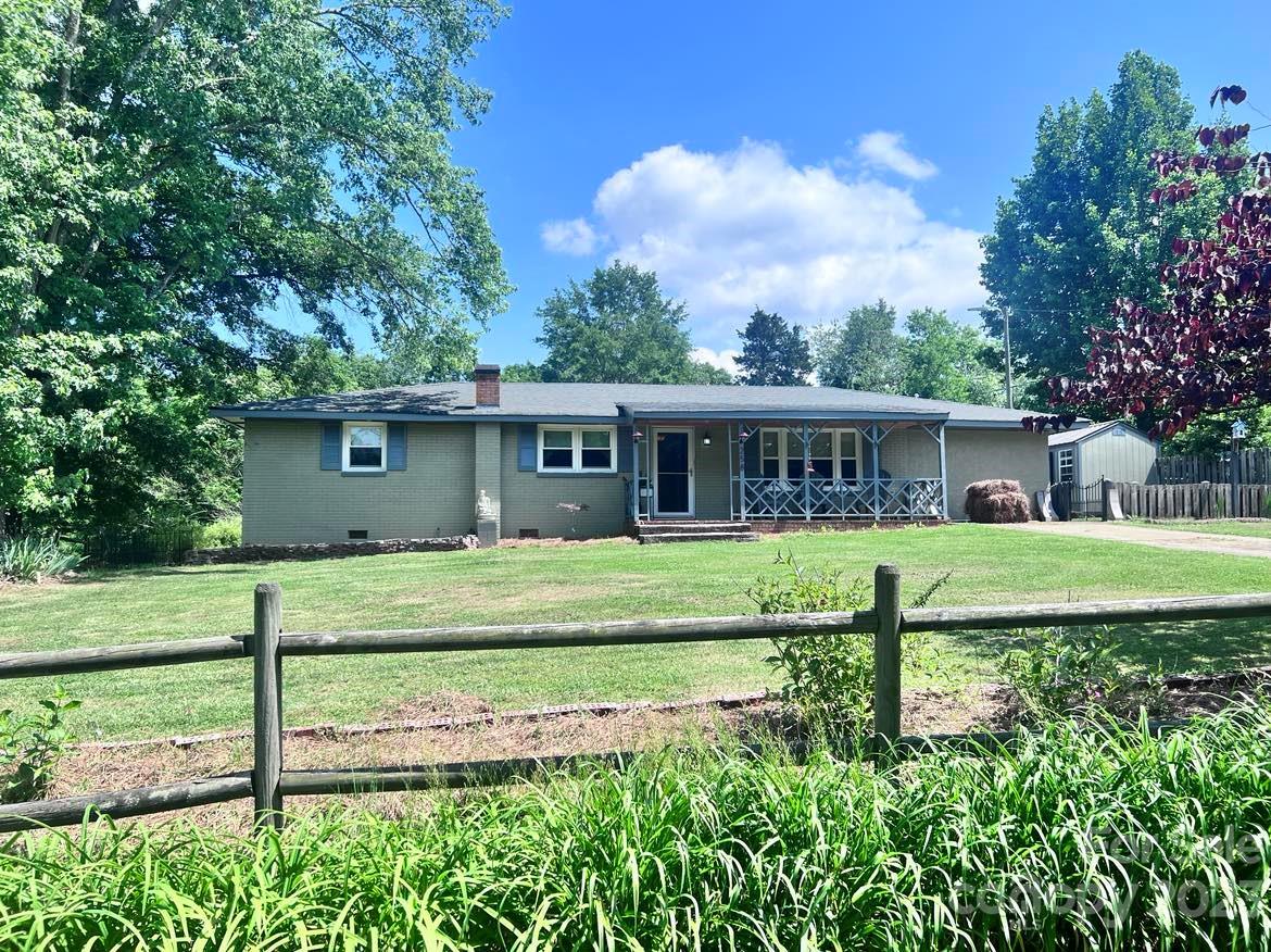 258 Brookmont Avenue Forest City NC 28043