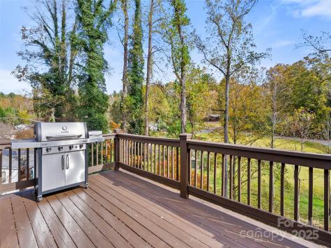 73 Honeysuckle Lane Asheville NC 28806