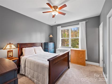 73 Honeysuckle Lane Asheville NC 28806