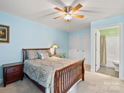 73 Honeysuckle Lane Asheville NC 28806