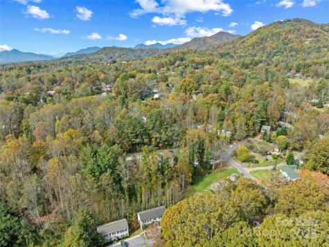 73 Honeysuckle Lane Asheville NC 28806