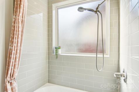 12 Mayfield Road Asheville NC 28804