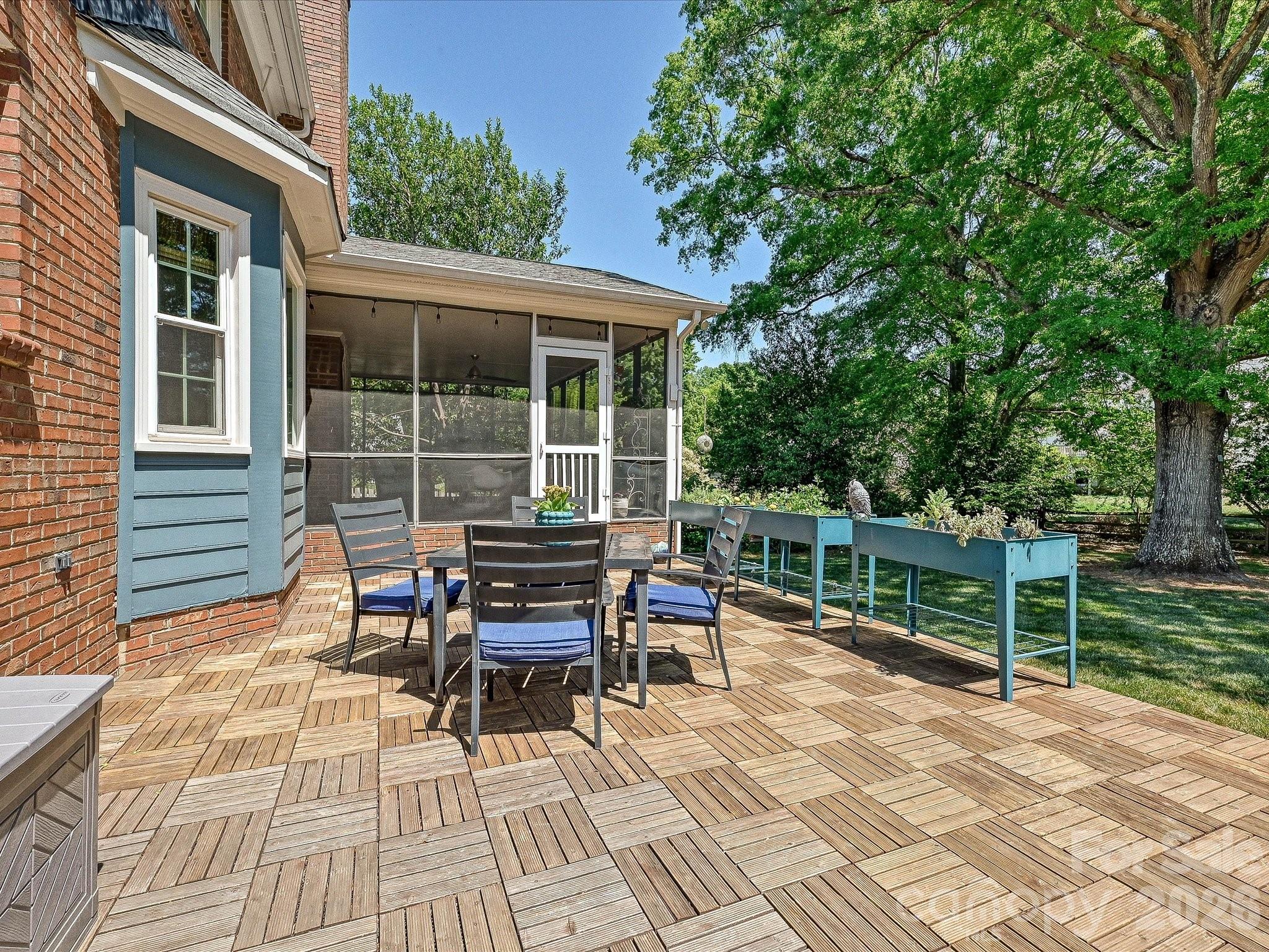 6304 Dovefield Road Charlotte NC 28277