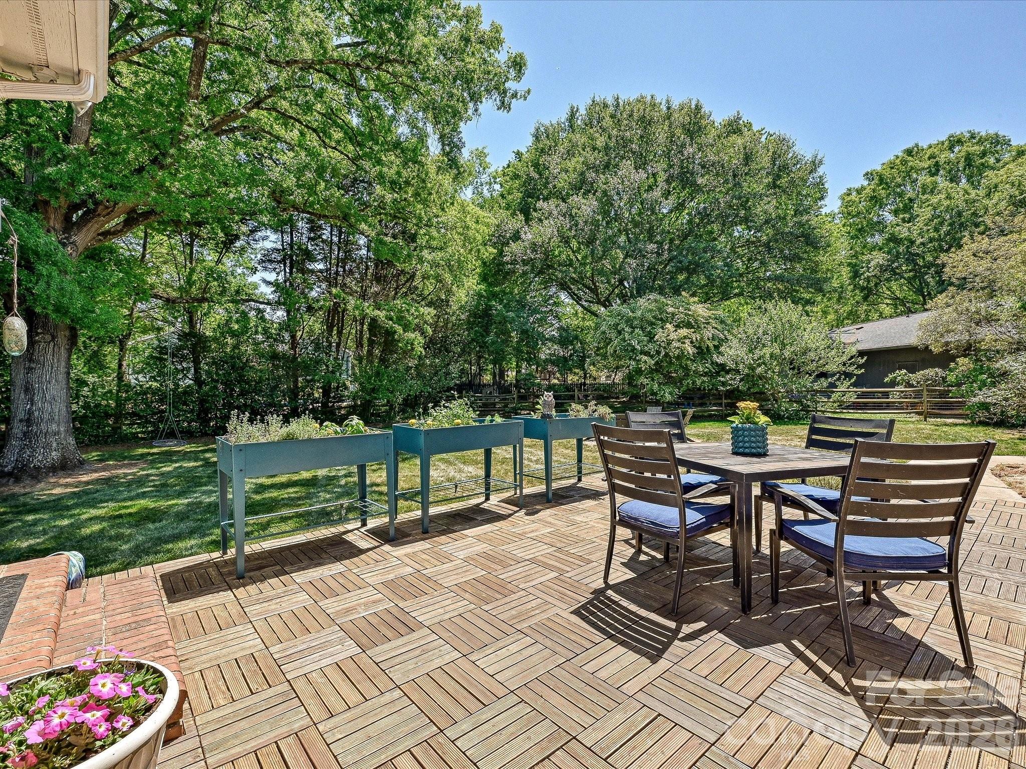 6304 Dovefield Road Charlotte NC 28277