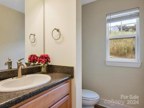 104 Monmouth Way Candler NC 28715