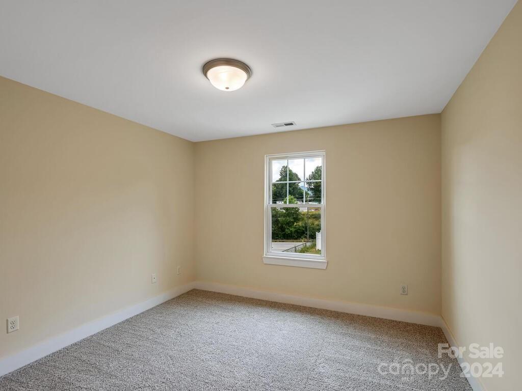 104 Monmouth Way Candler NC 28715