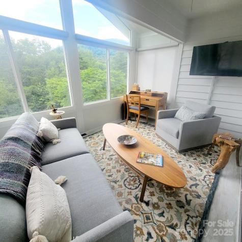 35 Cedarcliff Circle Asheville NC 28803