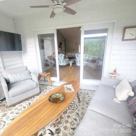 35 Cedarcliff Circle Asheville NC 28803