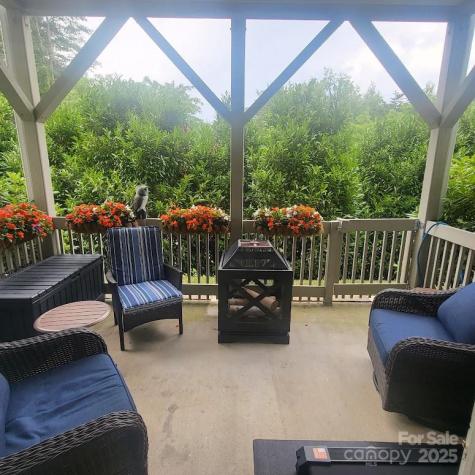 35 Cedarcliff Circle Asheville NC 28803