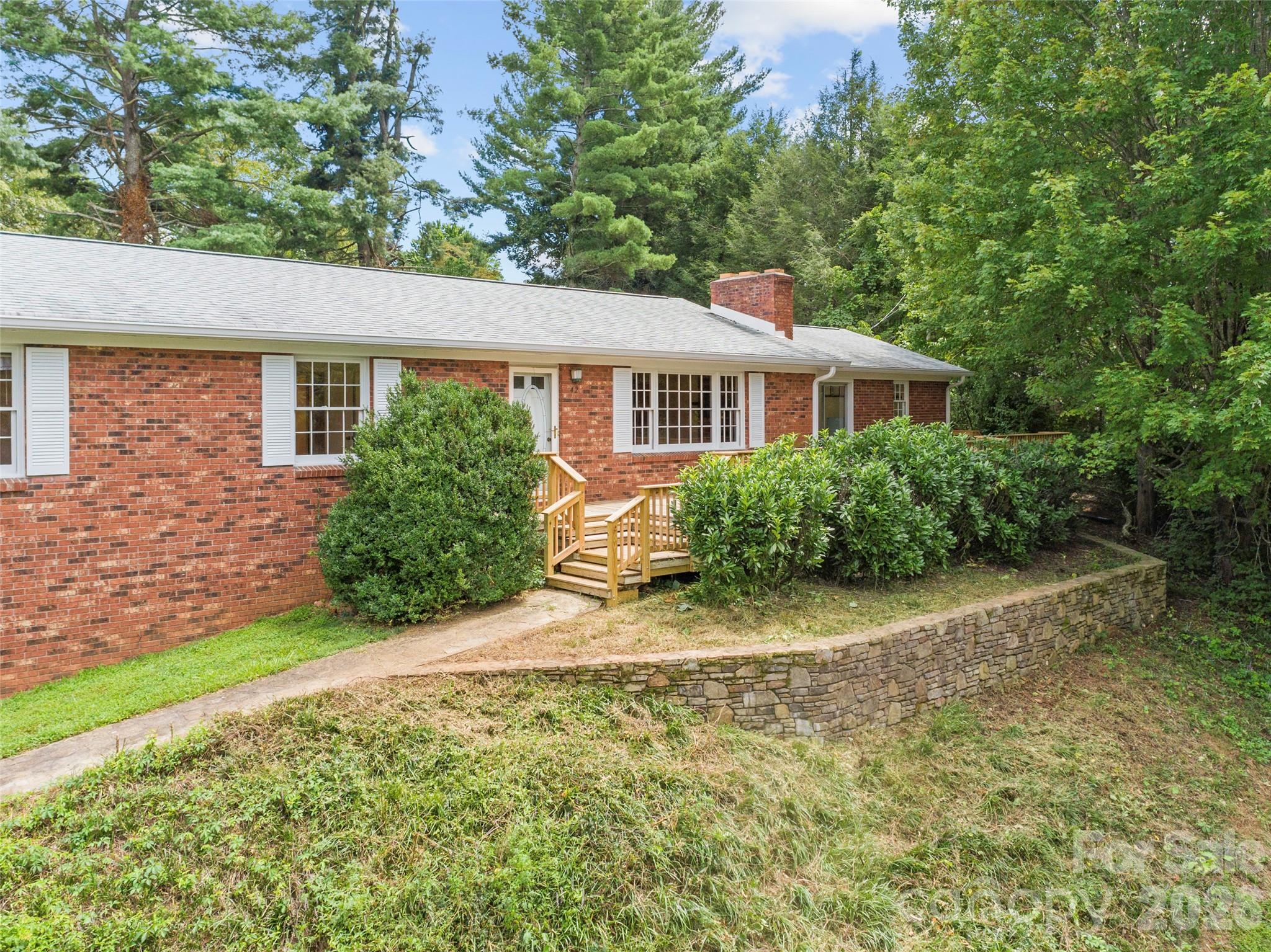42 Sheppard Drive Asheville NC 28806