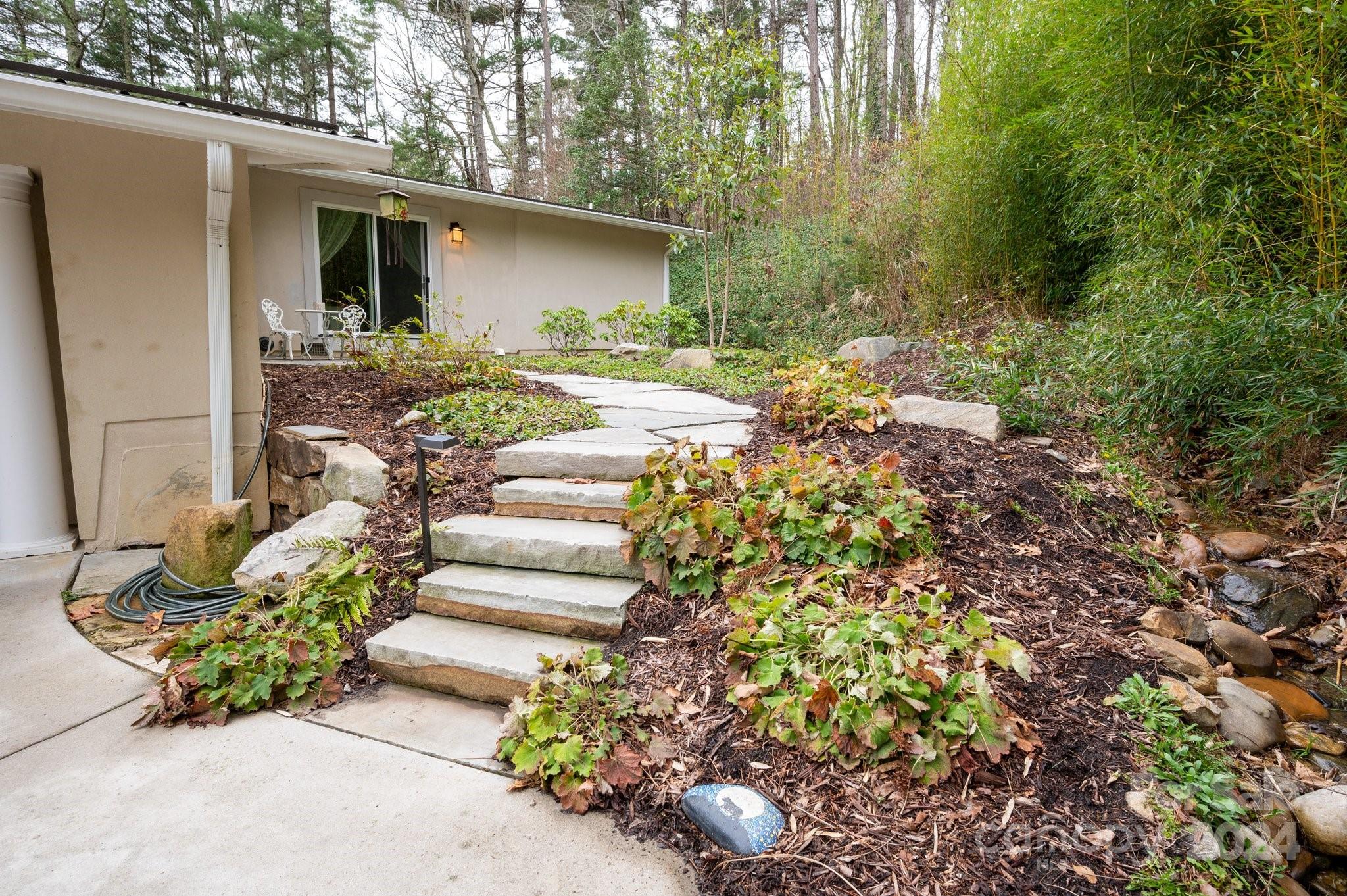 16 Brookwood Road Asheville NC 28804