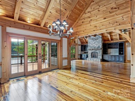 514 Eagle Lake Drive Brevard NC 28712