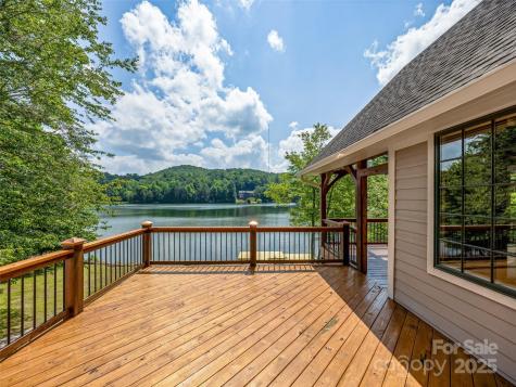514 Eagle Lake Drive Brevard NC 28712
