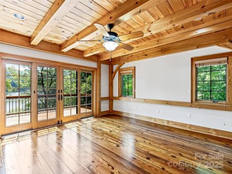 514 Eagle Lake Drive Brevard NC 28712