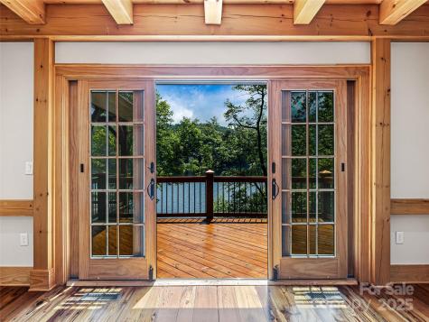514 Eagle Lake Drive Brevard NC 28712