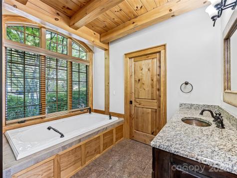514 Eagle Lake Drive Brevard NC 28712