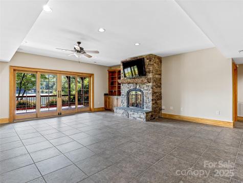 514 Eagle Lake Drive Brevard NC 28712