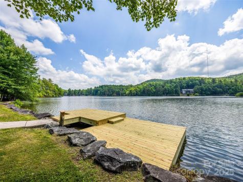 514 Eagle Lake Drive Brevard NC 28712