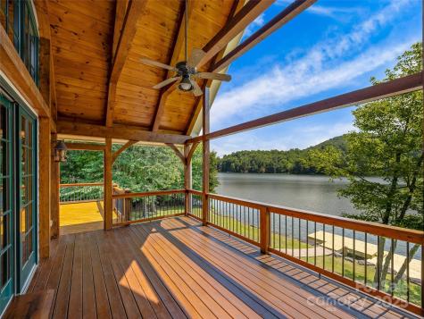 514 Eagle Lake Drive Brevard NC 28712